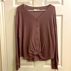 Long sleeve- purple/pink sweater w/ front knot